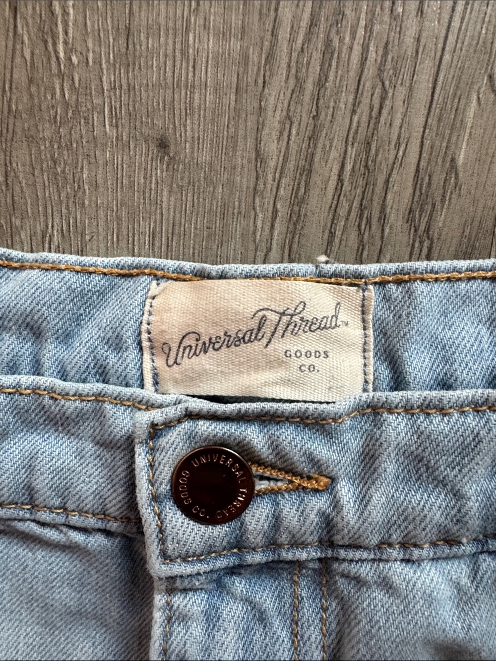 Universal Thread Light Blue Distressed Boyfriend Jeans - Picture 2 of 12